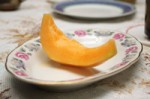 cantalope_on_plate-r_200